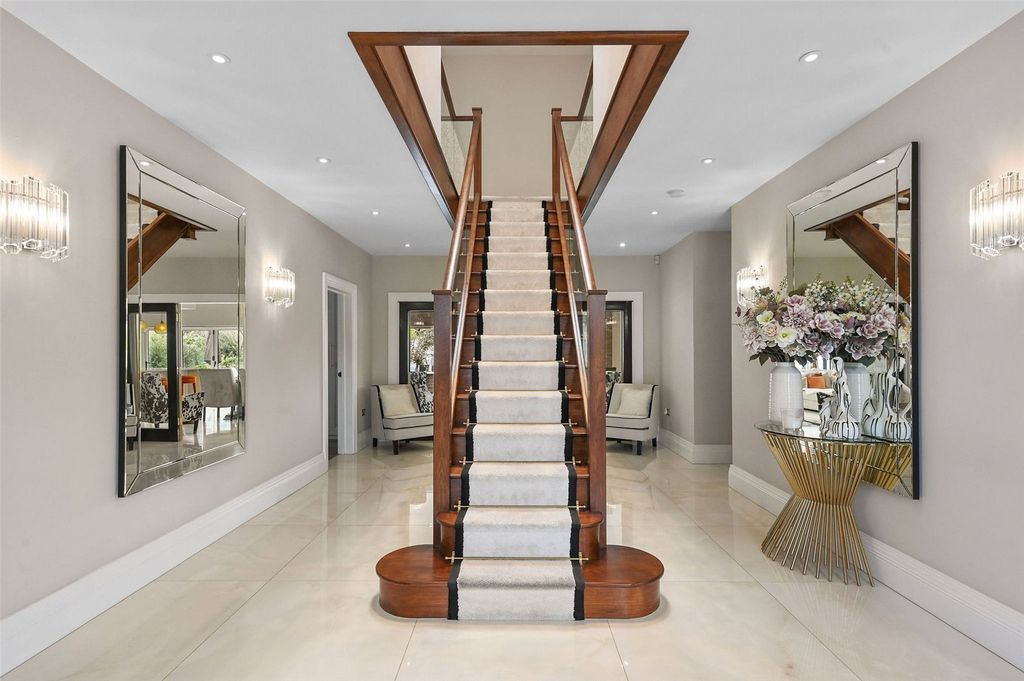 Property photo 2 of 20 Picture No. 04