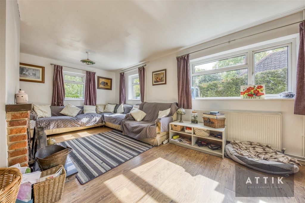 Property photo 2 of 32 Attik-9.Jpg