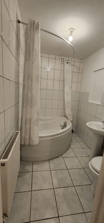 Property photo 2 of 5 Gallery