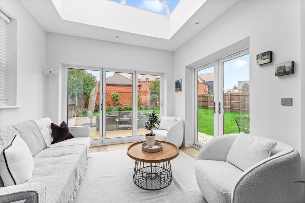 Additional image 5 of 5 bed detached house for saleFlowercrofts, Henley On Thames RG9