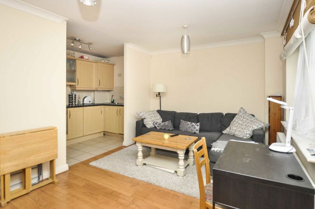 Property photo 2 of 5