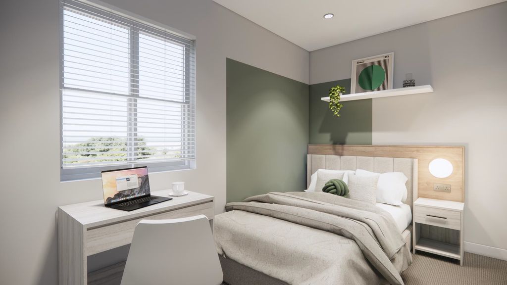 Property photo 1 of 10 Bedroom