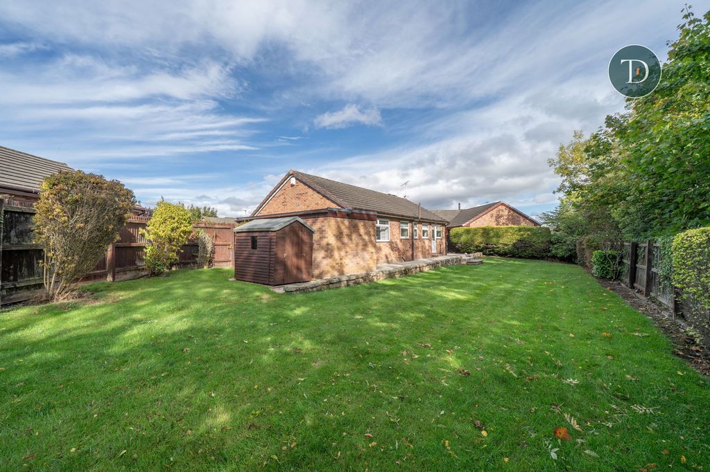 Property photo 2 of 20