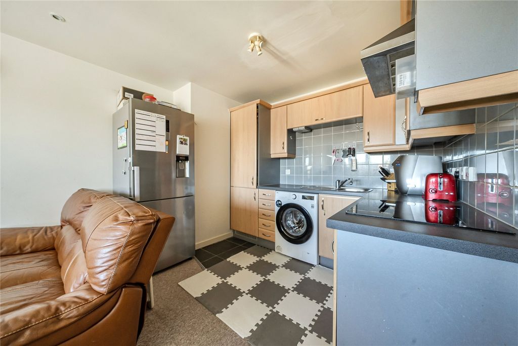 Property photo 3 of 9 Picture No. 07
