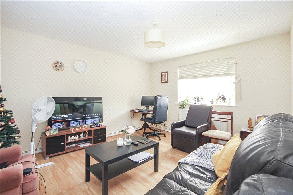 Property photo 2 of 7 Reception