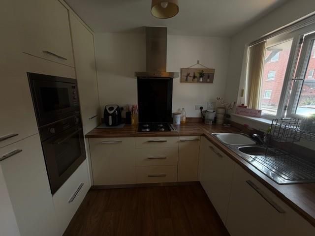 Property photo 3 of 13 Kitchen.Jpg