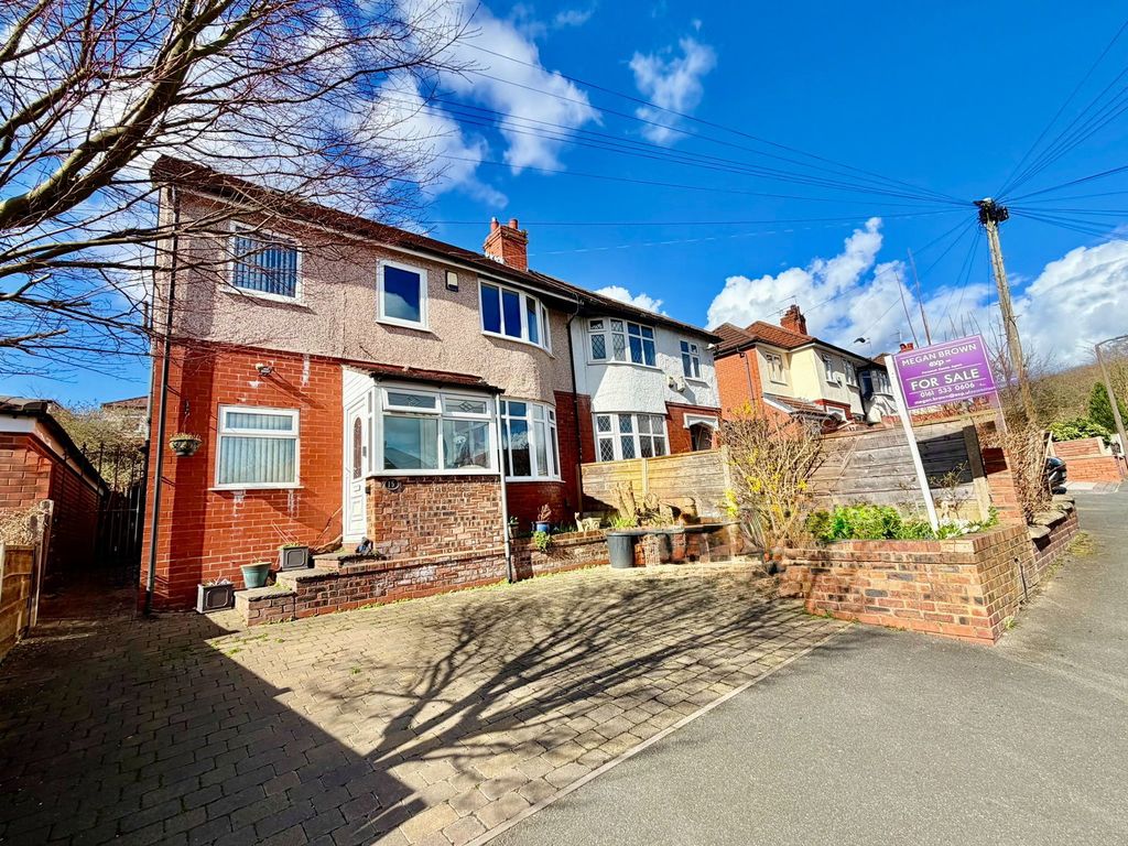 Property photo 1 of 30