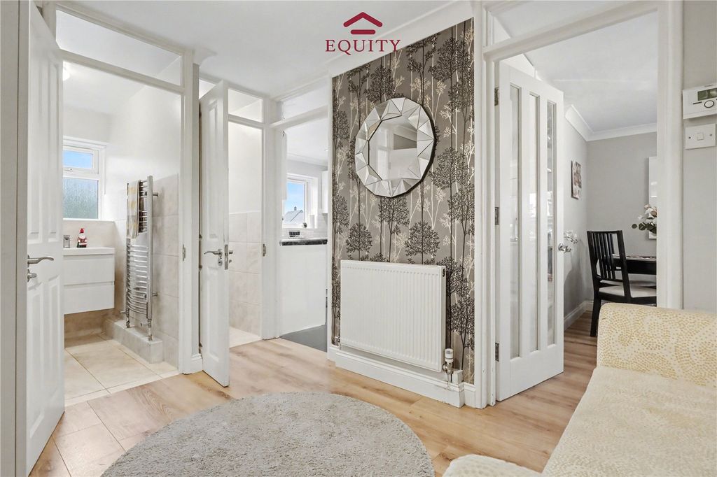 Property photo 2 of 20 Picture No. 04