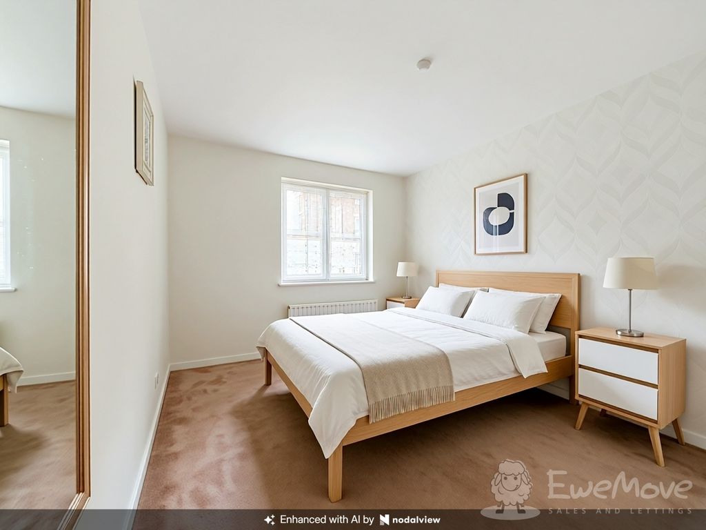 Property photo 2 of 14 Large Double Bedroom Facing Front With Maple Fitte