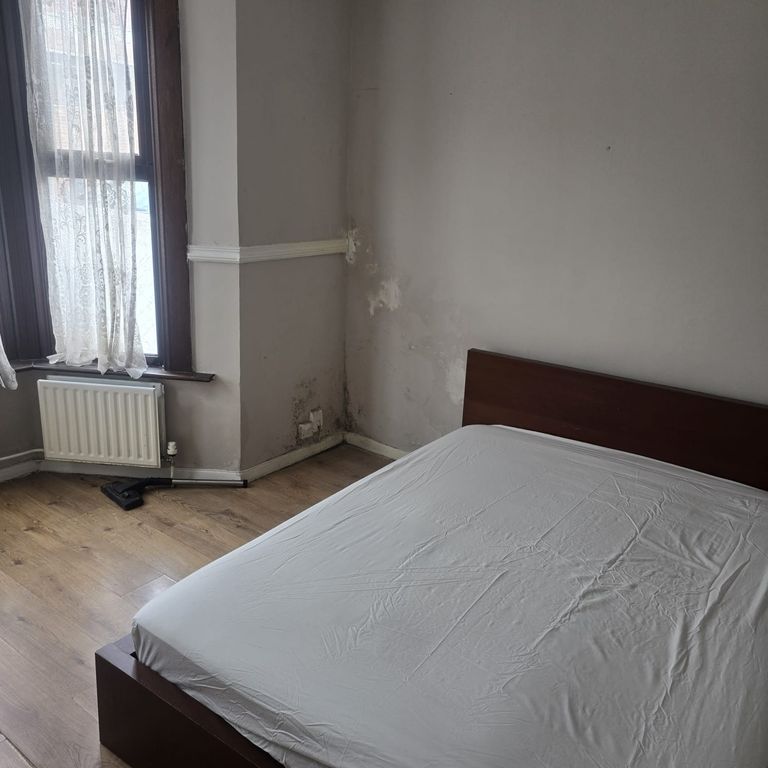 Property photo 1 of 4