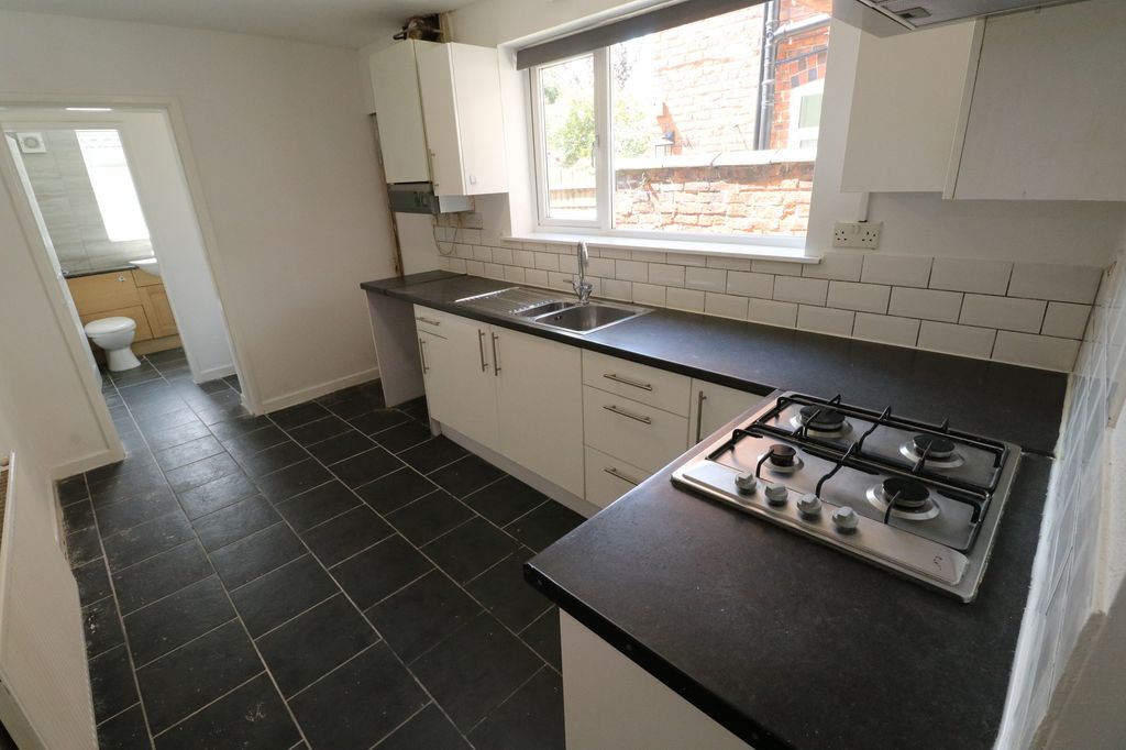 Property photo 1 of 7 Img_6030