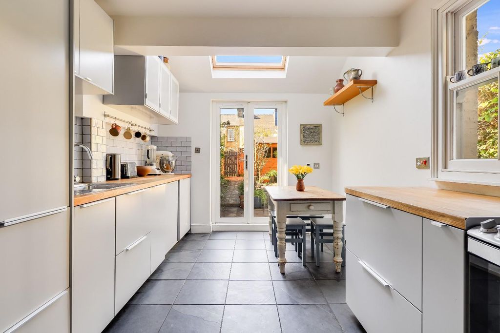 Property photo 3 of 20 Img_9066.Jpg