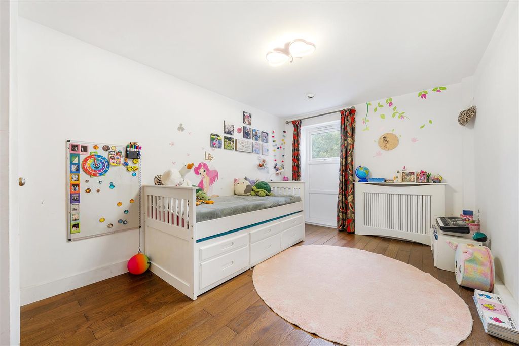 Property photo 2 of 10 Weighton Road-2.Jpg