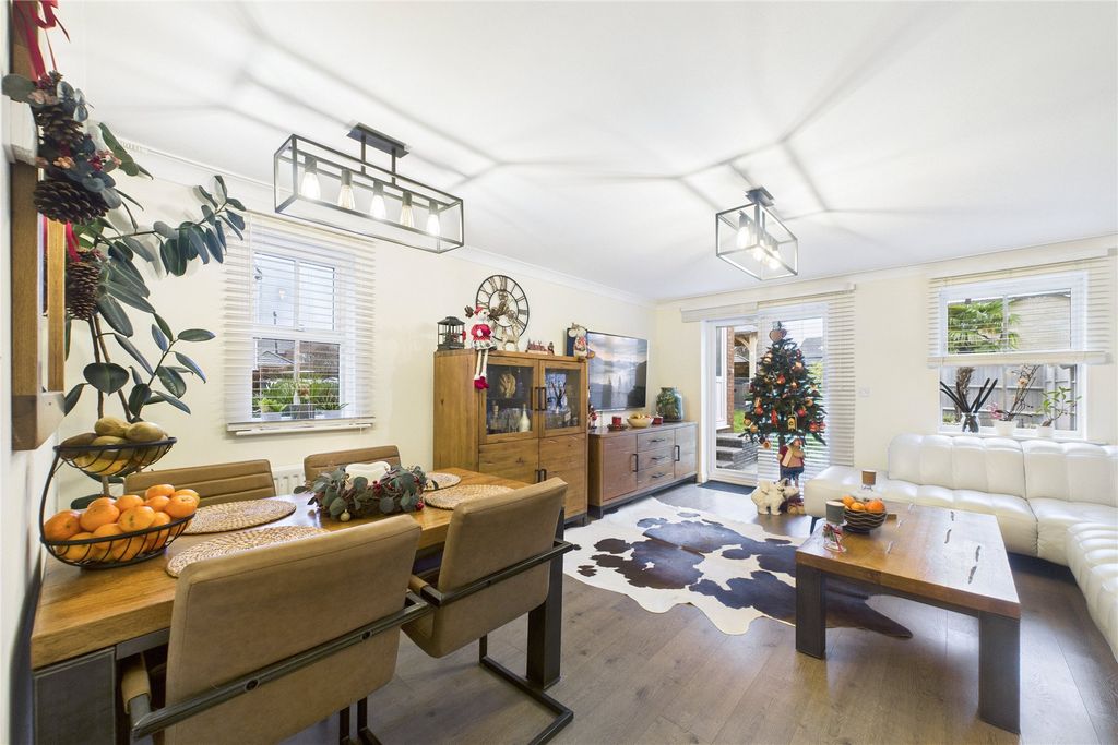 Property photo 3 of 13 Picture No. 20