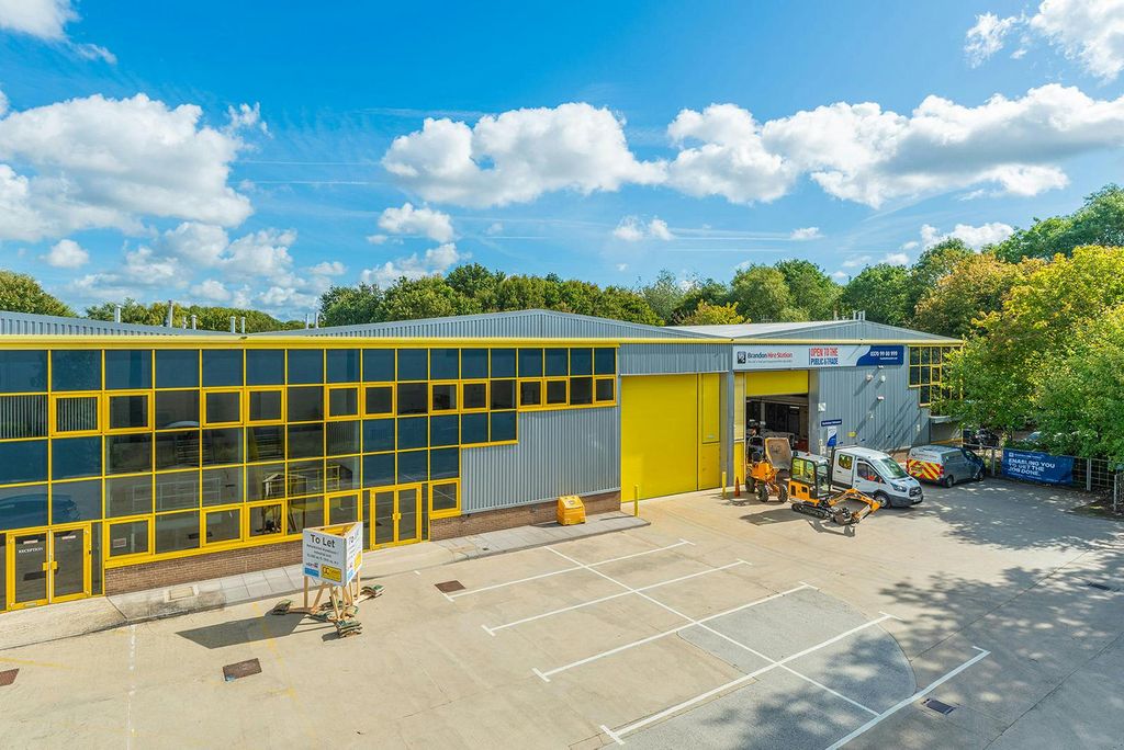 Property photo 3 of 8 Unit 3 Quadrillion Ind Est Swindon14.Jpg