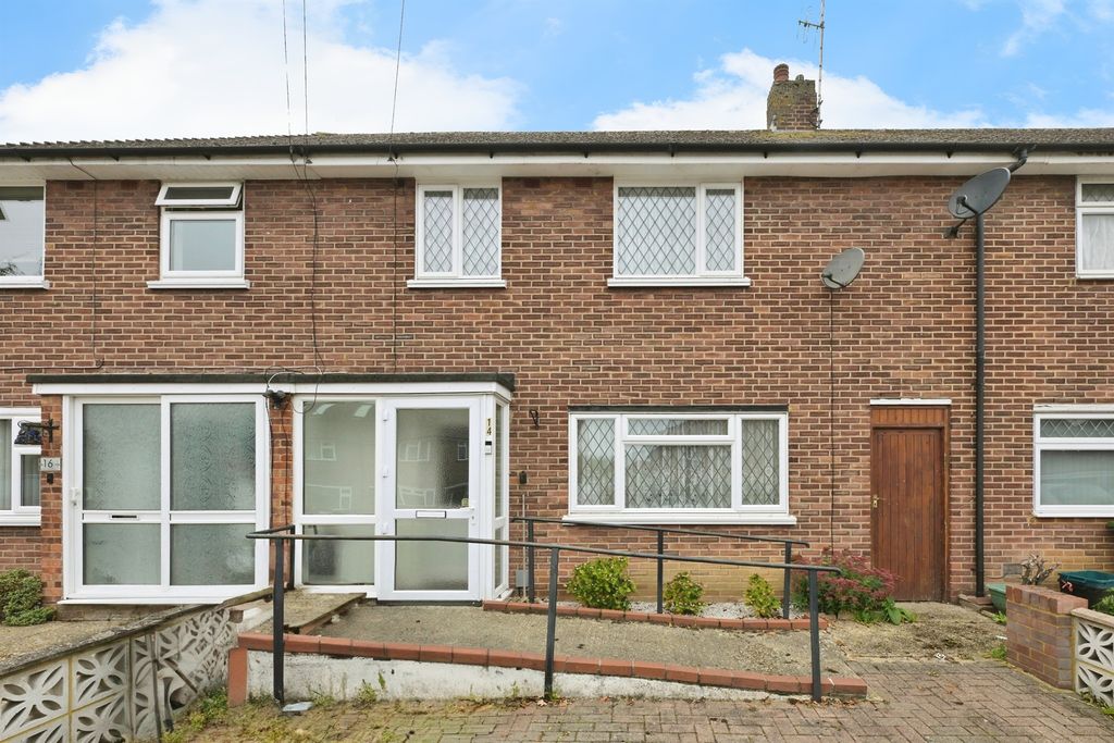 Property photo 1 of 16