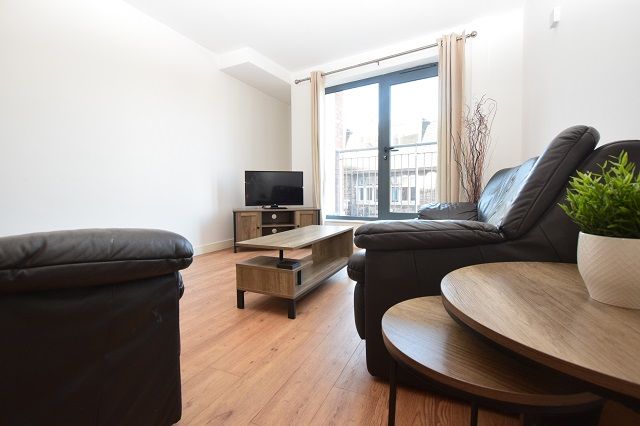 Property photo 2 of 10