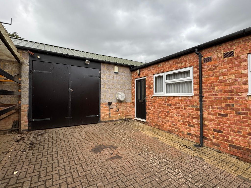 Property photo 2 of 10 Photo 9