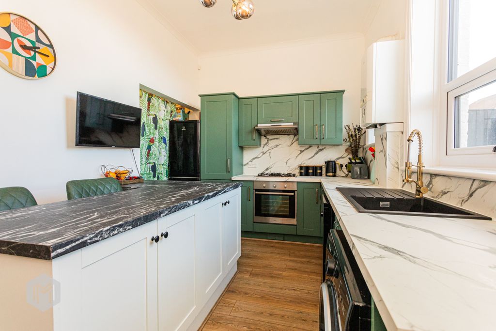 Property photo 3 of 17 Picture No. 06