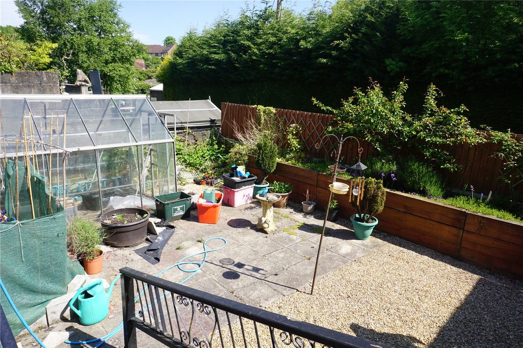 Property photo 3 of 3 Picture No. 04