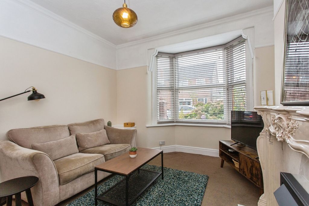 Property photo 3 of 13 Pbox-Img.Jpg
