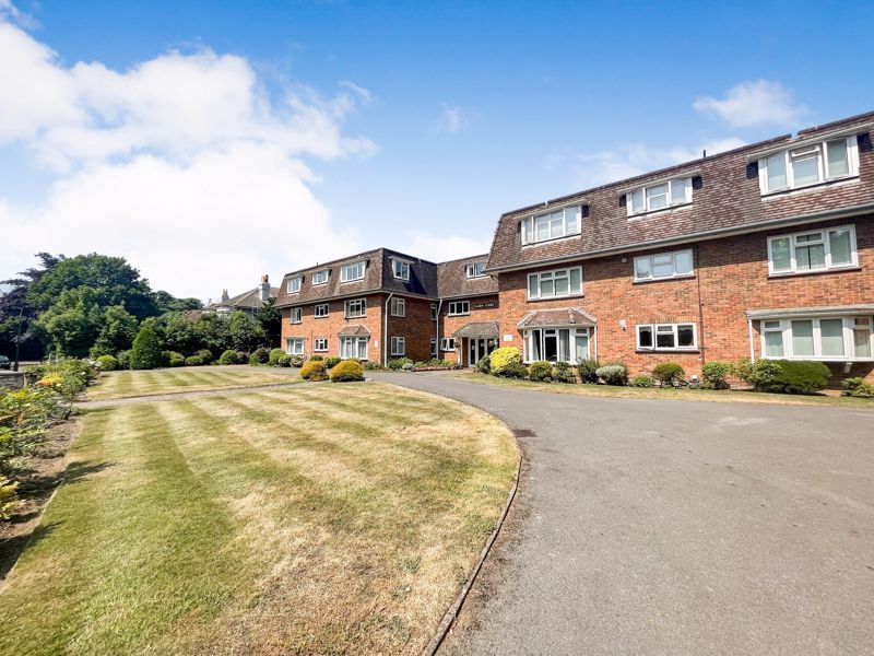 Property photo 1 of 9 Photo 5