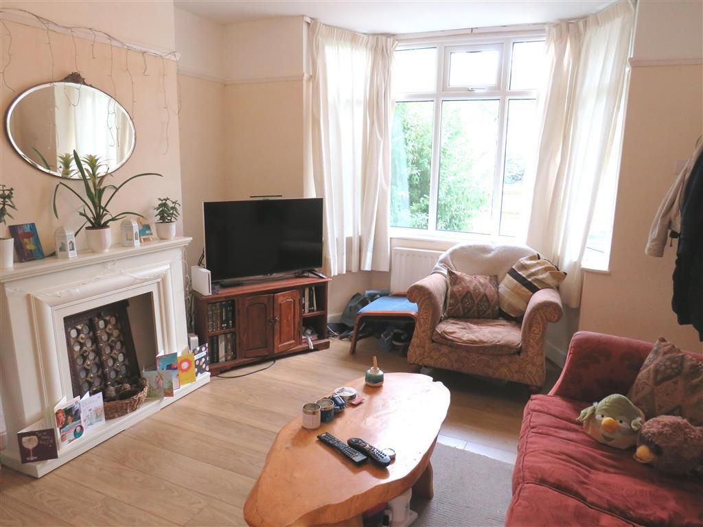 Property photo 2 of 10 Bedroom 2