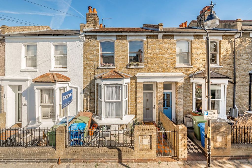 Property photo 1 of 7