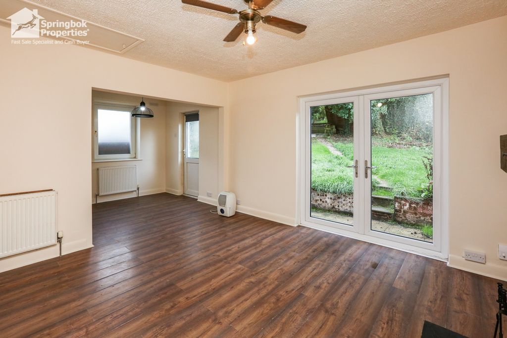 Property photo 3 of 12 Image 2