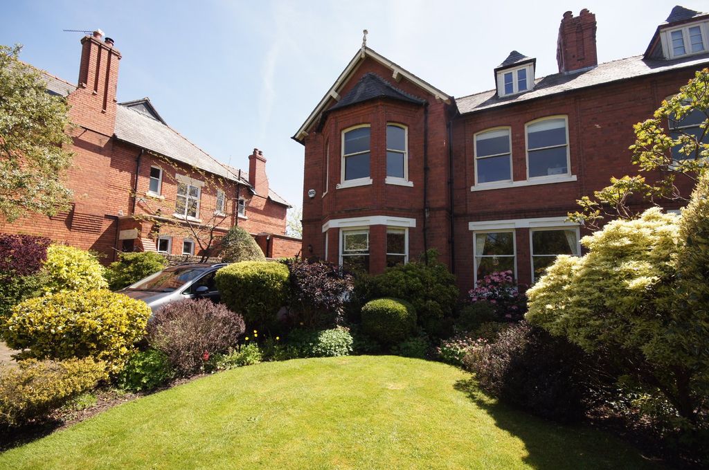 Property photo 1 of 17 Picture No. 16