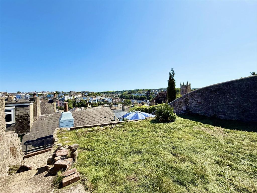 Property photo 2 of 13 Rear Garden Top Left.Jpg