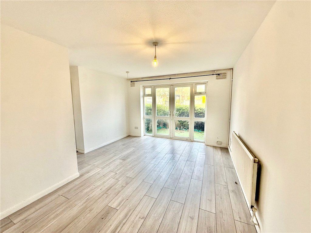 Property photo 2 of 16 Picture No. 15