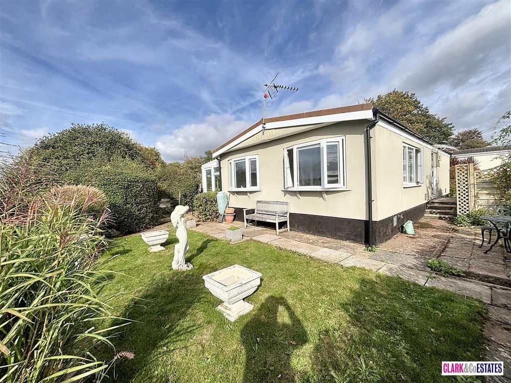 Property photo 1 of 14 Main Picture