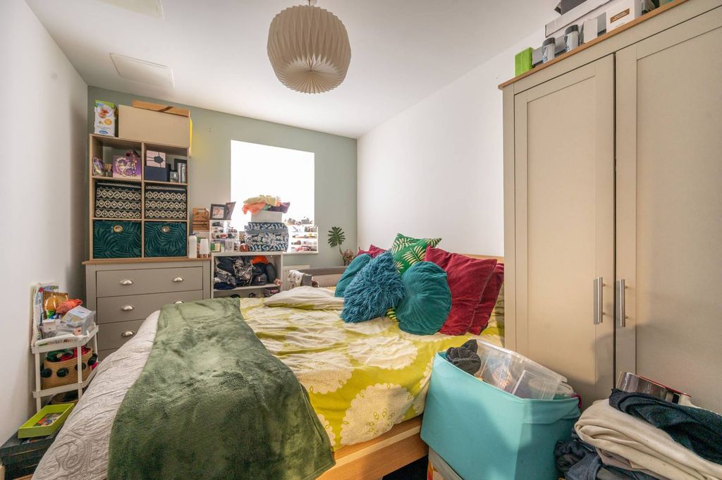 Property photo 3 of 4