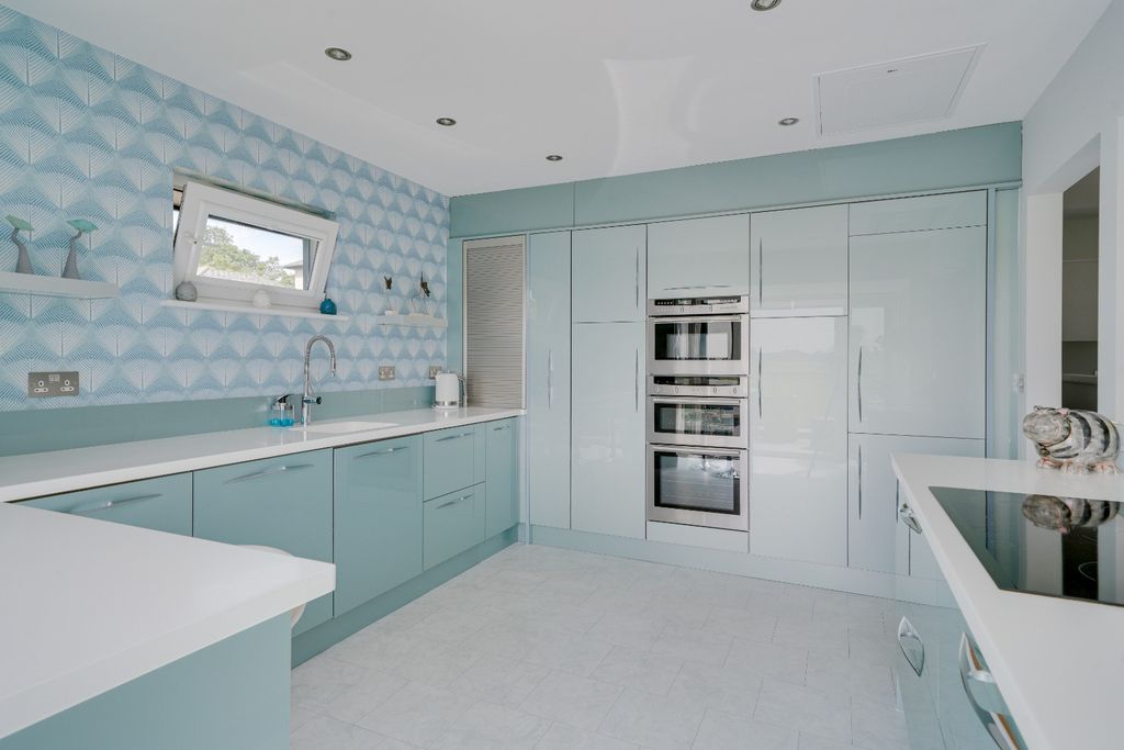 Property photo 2 of 46 4424822