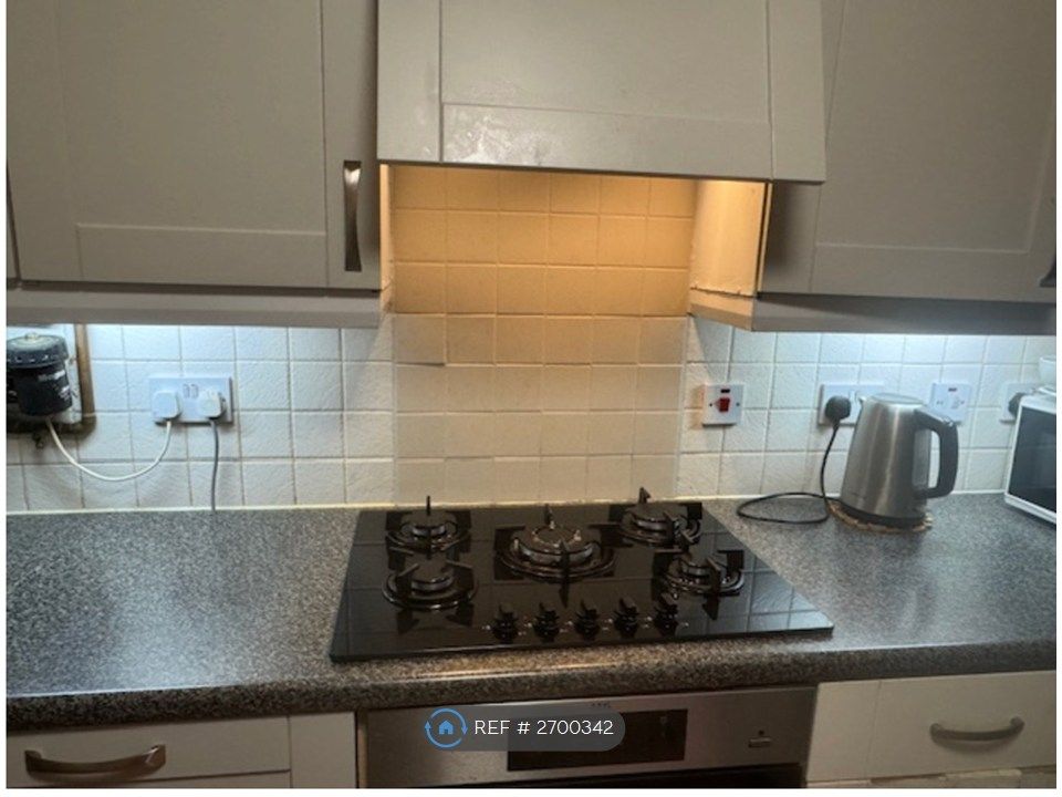 Property photo 1 of 5 Kitchen