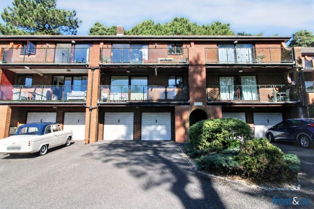 Property photo 1 of 19 Constituition Hill