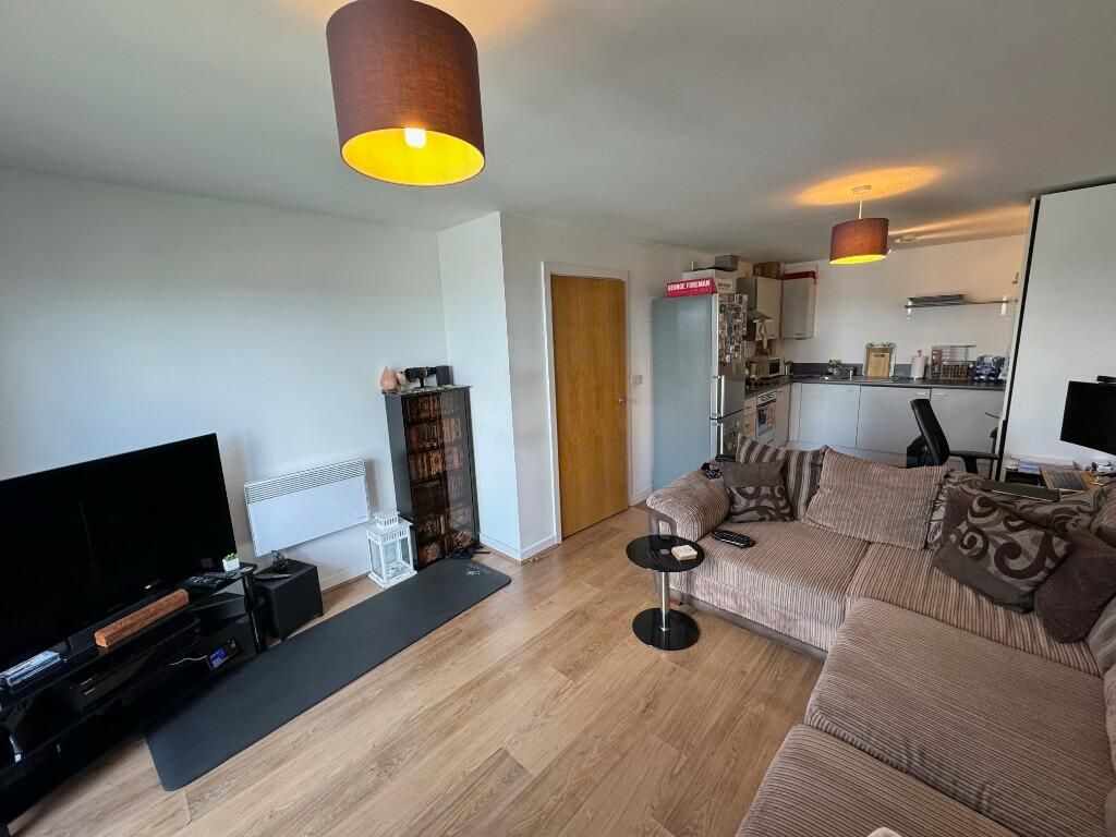 Property photo 1 of 6