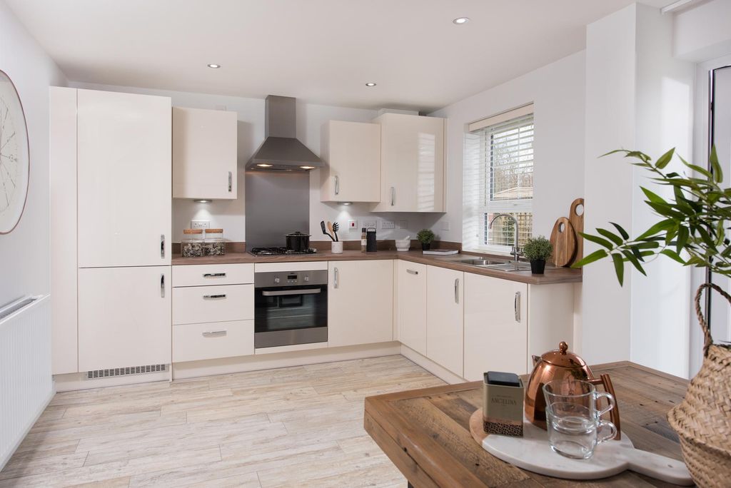 Property photo 2 of 8 Kitchen Diner