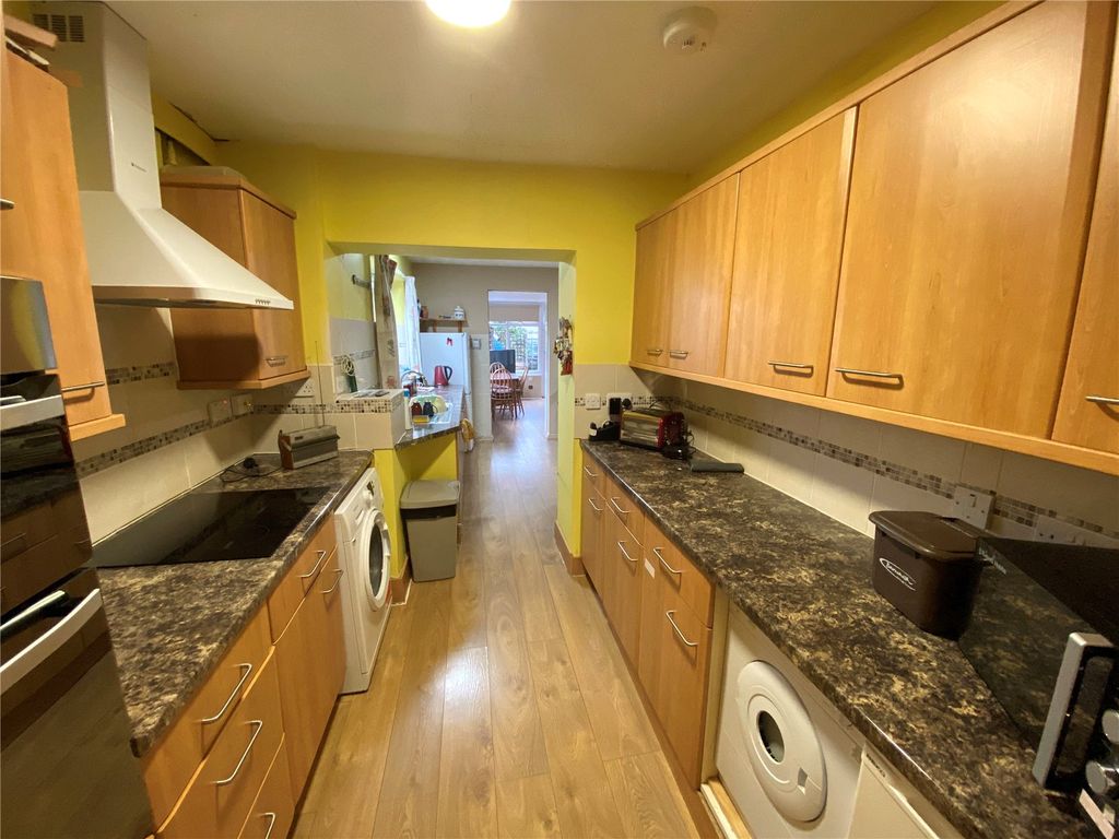 Property photo 3 of 20 Picture No. 04