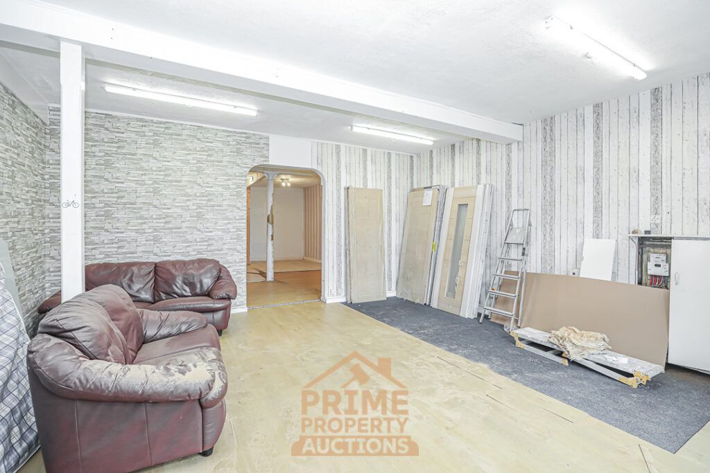 Property photo 3 of 6