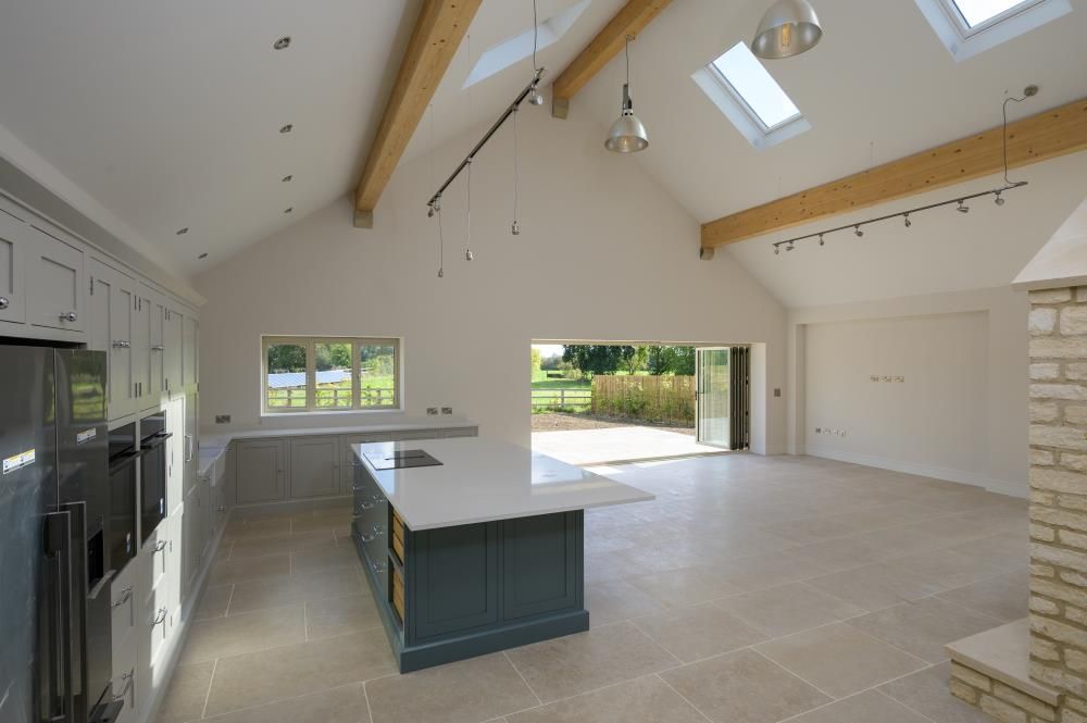 Property photo 3 of 26 Image