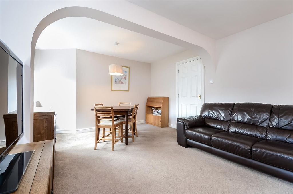 Property photo 3 of 18 Lounge/Dining Room