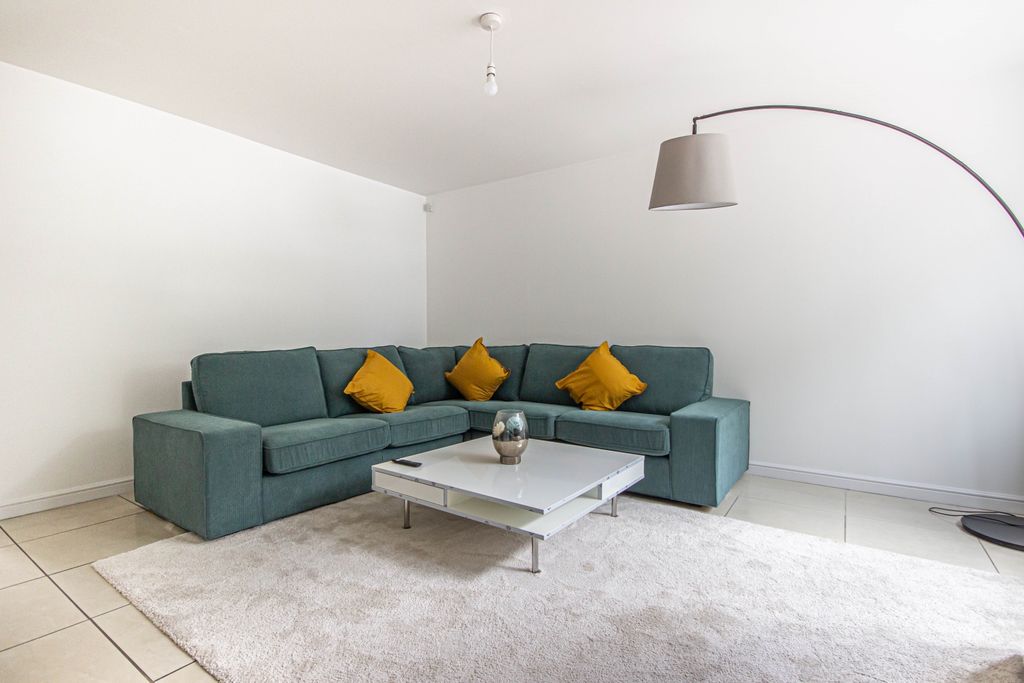 Property photo 2 of 17 2
