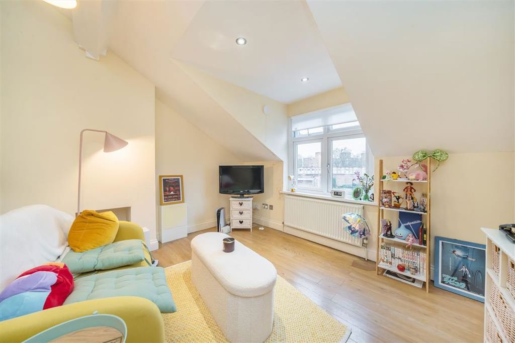 Property photo 3 of 4