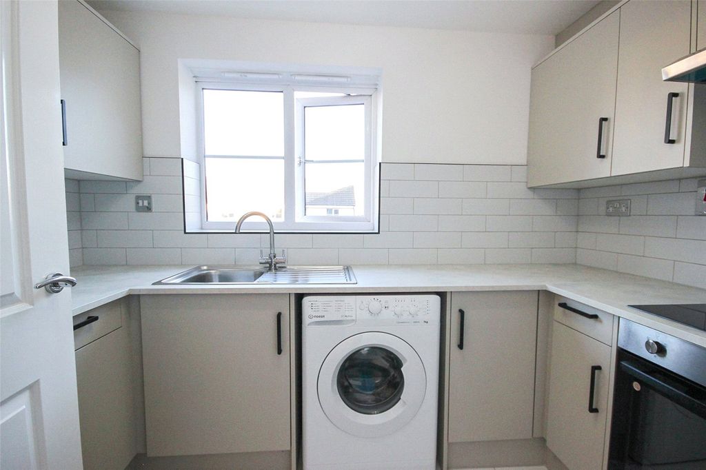 Property photo 3 of 15 Picture No. 12