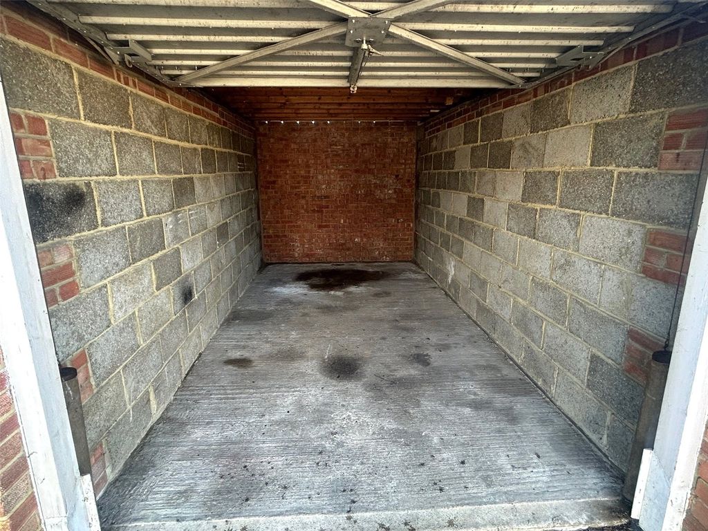 Property photo 2 of 2 Picture No. 03