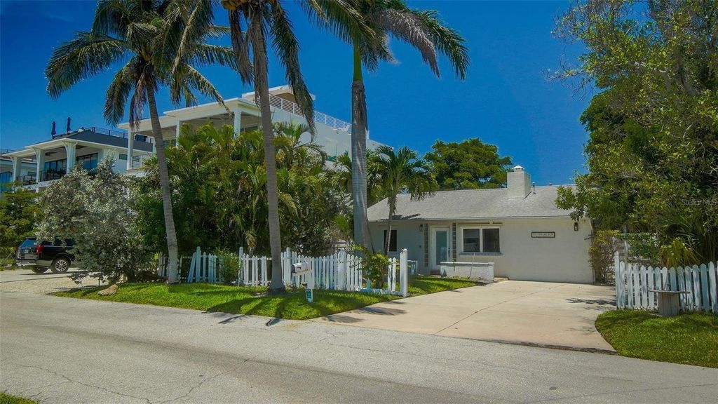 Property photo 3 of 12 <Alttext/>