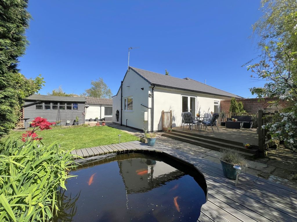 Property photo 2 of 21