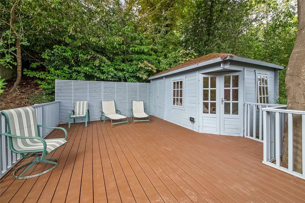 Property photo 2 of 16 Picture No. 01